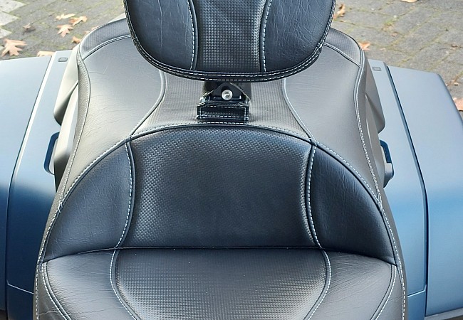 GL1800 Bagger with Apex Carbon Fiber Inlays #2