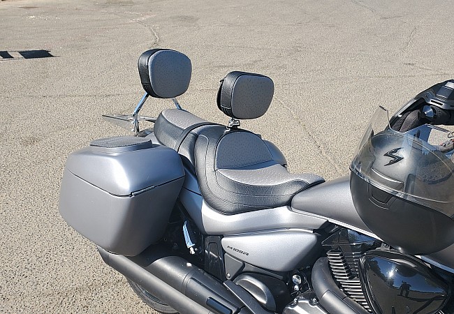 Suzuki - Boulevard M109R Seat - Aluminum Ostrich Inlays