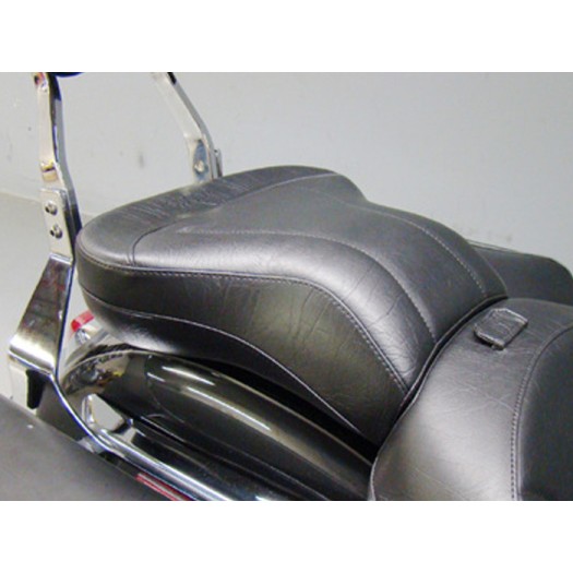 Boulevard C109 Passenger Seat - Plain or Studded