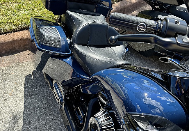 Harley-Davidson - 1 Piece Touring Seat