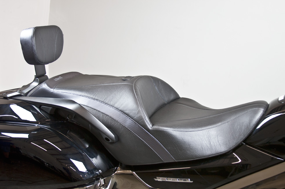 F6B Midrider Seat and Passenger Backrest - Standard or Deluxe Model