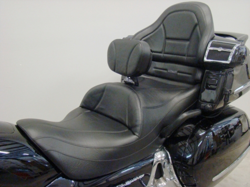 Goldwing GL 1800 Midrider Seat, Driver Backrest and Passenger Backrest (2001 - 2010)