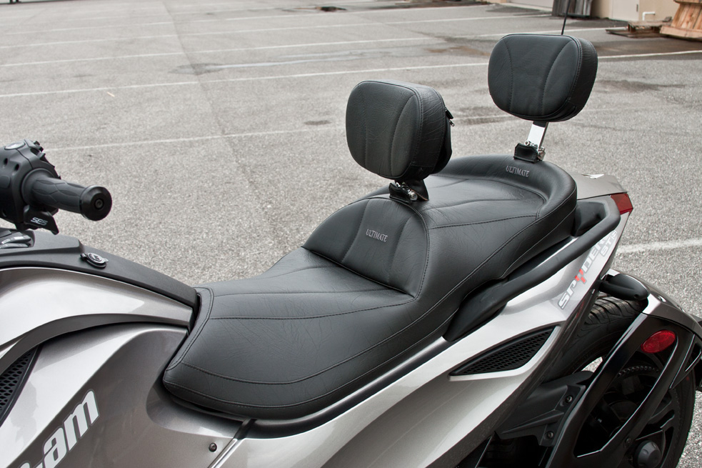 Spyder GS / RS Midrider Seat, Driver and Passenger Backrest